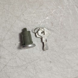 80.700.08 Blocchetto chiave chiusura portiera ant sx dx Renault R5 R9 R11 R14 R18 auto d'epoca