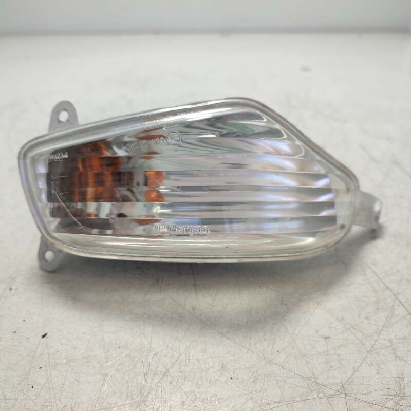 338657 TRIOM freccia indicatore direzionale sx Scooter MBK SH01 VERS.V 264cc 2006