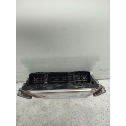 CENTRALINA MOTORE PEUGEOT 106 1.4 HDI 2002 BOSCH 0281011783 9658556780 USATA