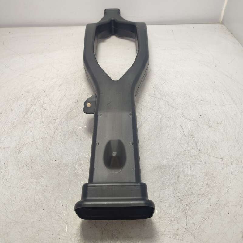 83A857039 Condotto aria aspirazione centrale int abitacolo Audi Q3 2.0D DFG 2019