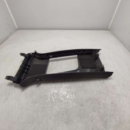 83A867244 Rivestimento finiture sup dx copripilastro Audi Q3 2.0D DFG 2019