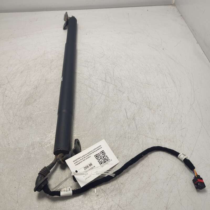 83A827851A pistone apertura sollevamento elettrico Audi Q3 2.0D DFG 2019 portellone bagagliaio lato sinistro
