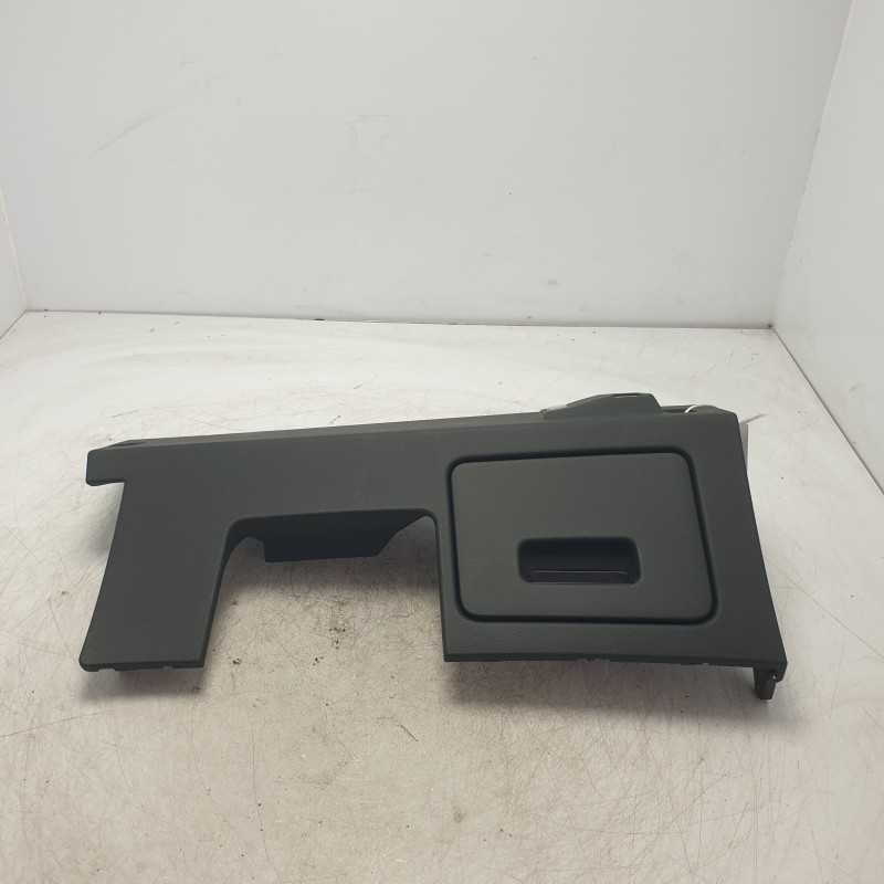 83B863075A sotto cruscotto pannello finitura Audi Q3 2.0D DFG 2019