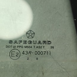 43R-000711 vetro fisso Jeep Cherokee KJ 2001-09 posteriore sinistro