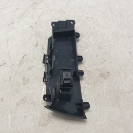 83B867256 Interruttore pulsante alzavetro ant dx Audi Q3 2.0D DFG 2019