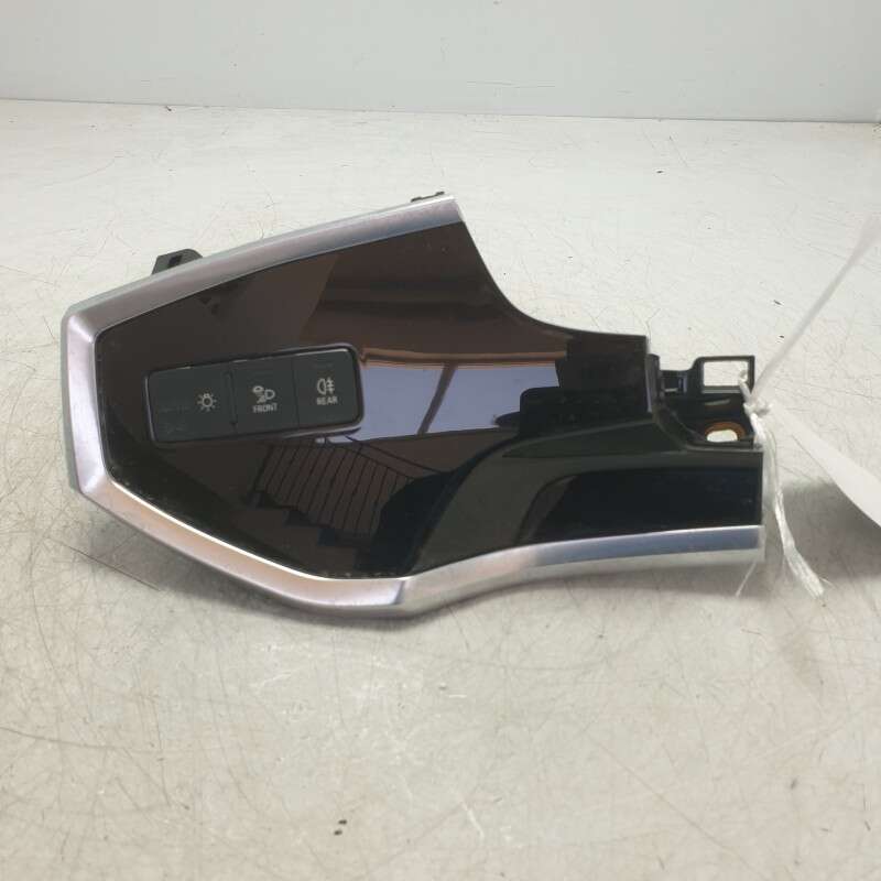 83B853189 interruttore regolatore luci fari Audi Q3 2.0D DFG 2019 cruscotto rivestimento nero lucido