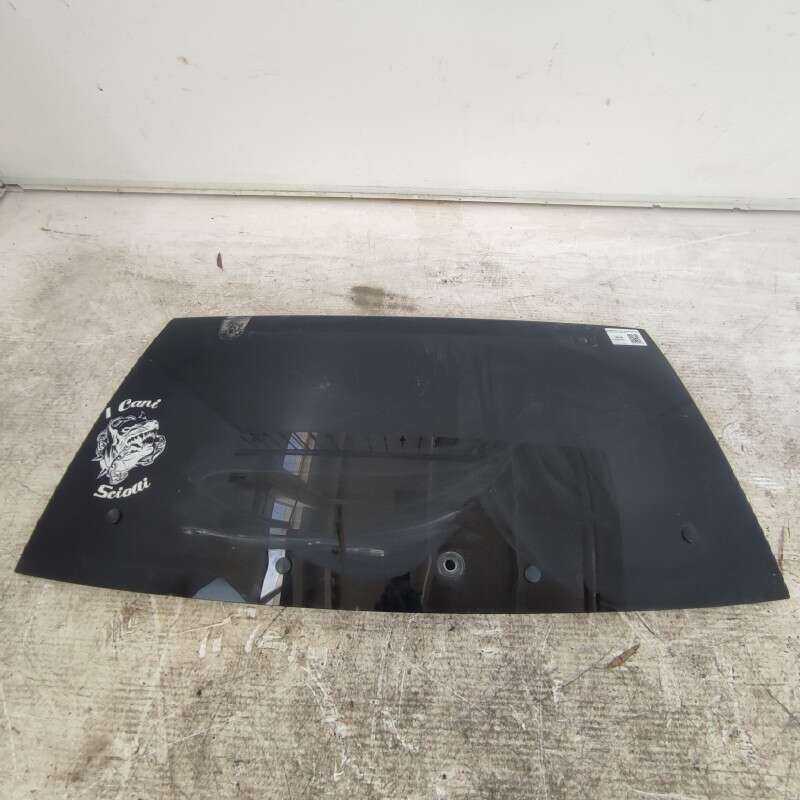 43r-000387 Vetro lunotto post baule bagagliaio Kia Sportage 2.0d D4EA 2007
