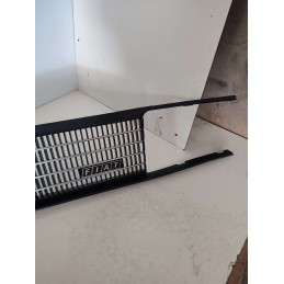 MASCHERINA CALANDRA FIAT 131 SUPERMIRAFIORI DUE FARI NUOVA NON ORIGINALE 