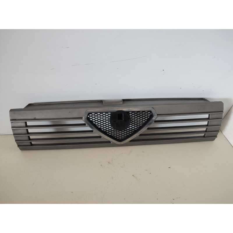 MASCHERINA CALANDRA ALFA ROMEO 33 1° SERIE GRIGIA USATA CON LEGGERO DIFETTO POS P1B1