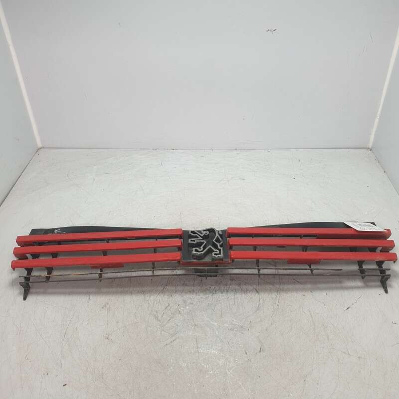 9253108580 Mascherina griglia presa d'aria cofano ant Peugeot 205 automatico 1.6b BDY 2000 imperfezioni