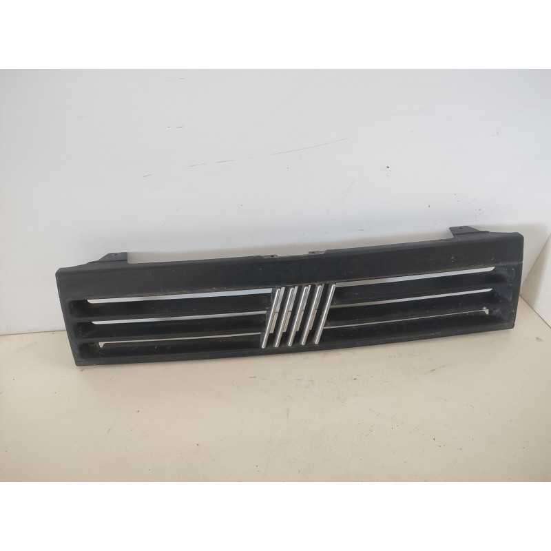 720633080 MASCHERINA CALANDRA FIAT PANDA 141 I SERIE DAL 1986 USATA