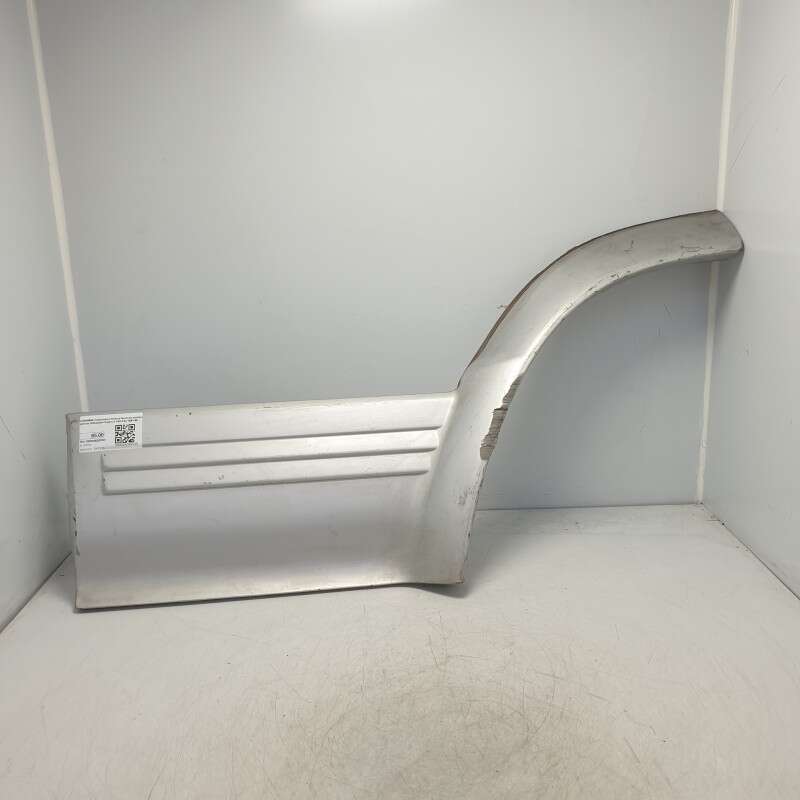 mb646985 modanatura finitura fascione portiera post dx Mitsubishi Pajero II V20 4X4 1991-99