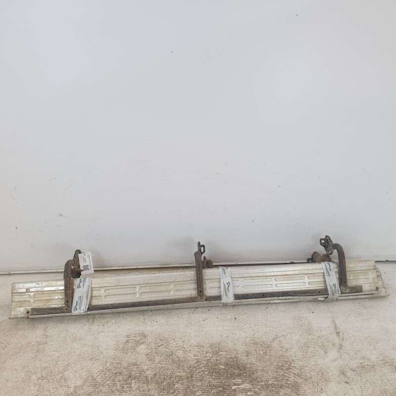 Pedane sottoporta laterali coppia dx sx Mitsubishi Pajero passo lungo V20 5 PORTE 1991-99