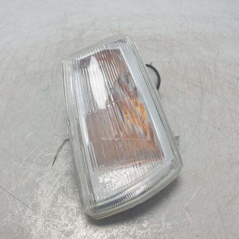 015501506L fanalino freccia indicatore direzione Peugeot 205 automatico 1.6b BDY 2000 ant sx Depo