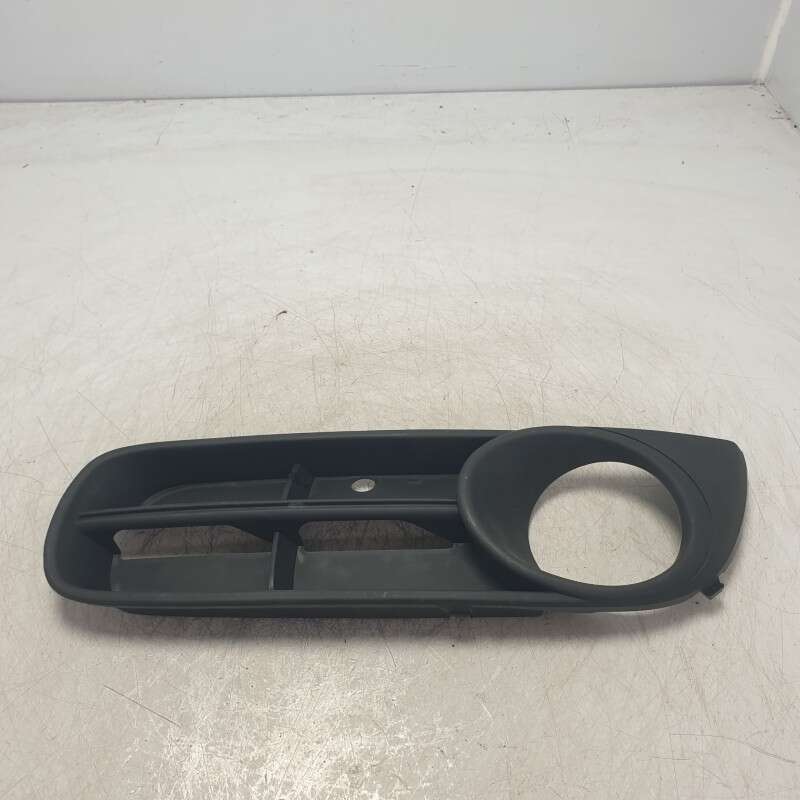 SK3242134 griglia presa d'aria paraurti Skoda Fabia 2007-10 nera lato sinistro Prasco