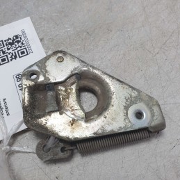 Sistema aggancio inferiore cofano motore Peugeot 205 automatico 1.6b BDY 2000 anteriore