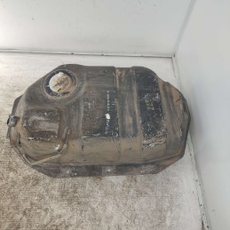 Serbatoio carburante Nissan...