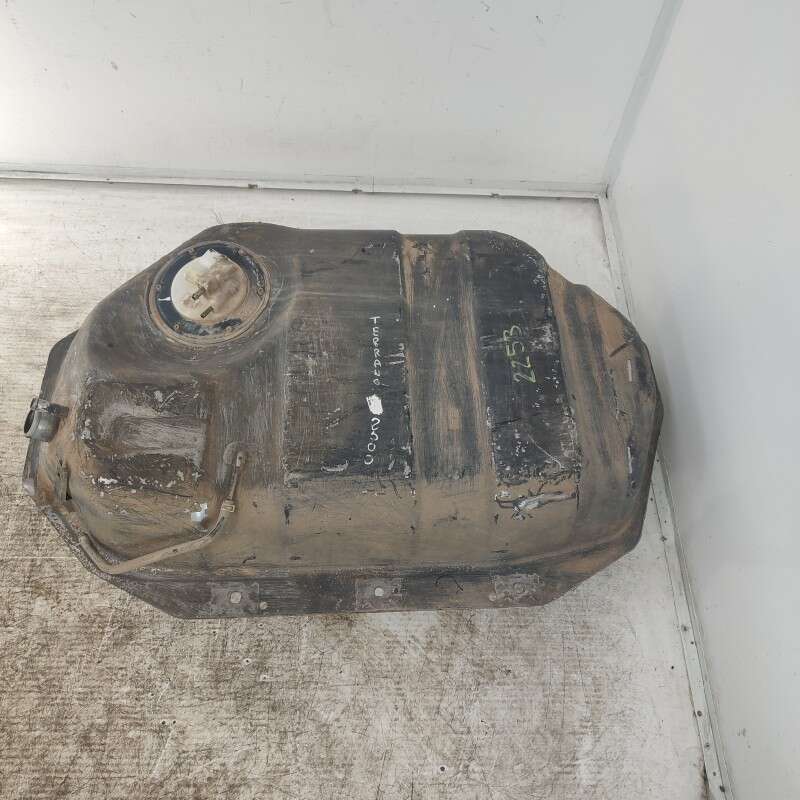 Serbatoio carburante Nissan Terrano II anno 2000 gasolio