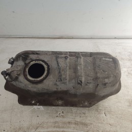 Serbatoio carburante Nissan...