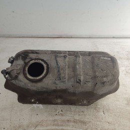 Serbatoio carburante Nissan...