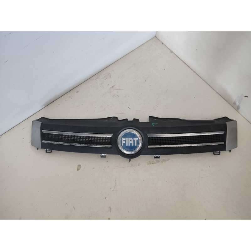 MASCHERINA CALANDRA FIAT PANDA 169 2003-12 735353899 GRIGIO USATA