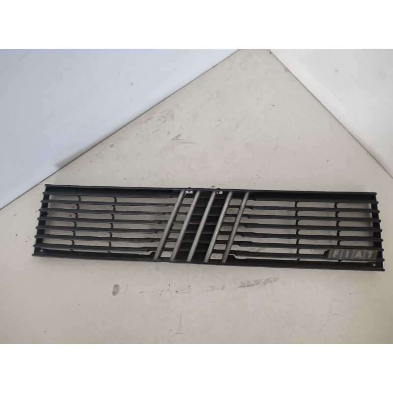 MASCHERINA CALANDRA FIAT PANDA 750 1000 A282 USATA POS P1B37