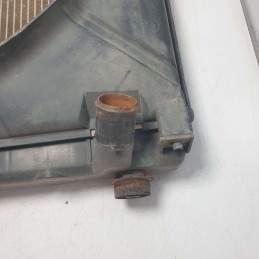 MR497044 radiatore acqua con convogliatore Mitsubishi Pajero IV V80 V90 3.2 DiD 2006-21