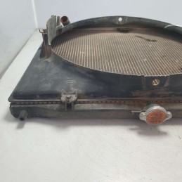 MR497044 radiatore acqua con convogliatore Mitsubishi Pajero IV V80 V90 3.2 DiD 2006-21