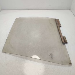 43r-000464 Vetro scendente finestrino post dx Peugeot 205 automatico 1.6b BDY 2000 