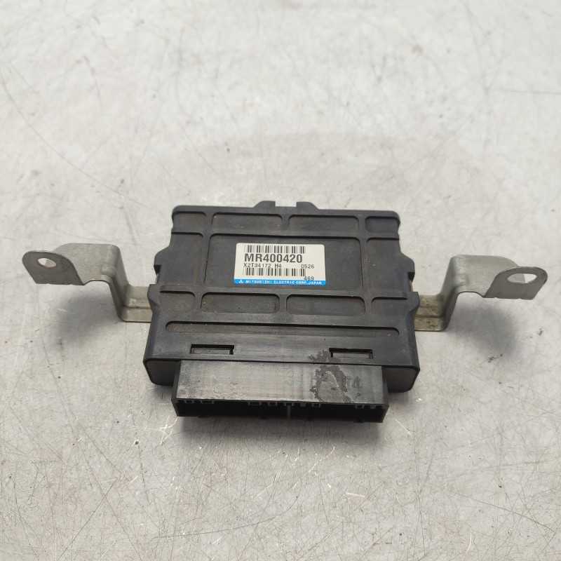 MR400420 Centralina controllo abs Mitsubishi Pajero 3.2 DID V60-70 4X4 1999-06