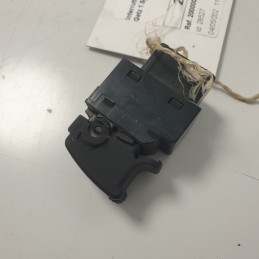 Interruttore pulsante alzavetro post dx Hyundai Getz 1.5g D3EA 2005
