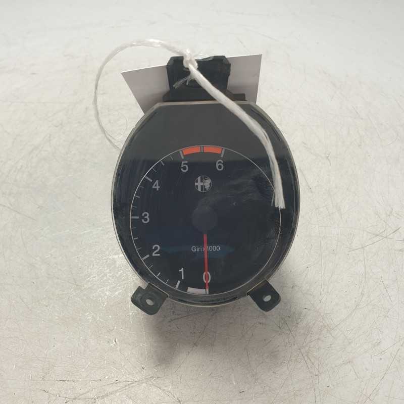 156034514 indicatore individuale contagiri Alfa Romeo 156 932a2c00 1.9d 937A2000 2002 quadro strumenti