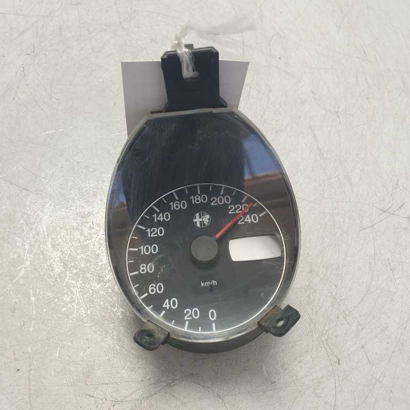 156034520 indicatore individuale contachilometri Alfa Romeo 156 932a2c00 1.9d 937A2000 2002 quadro strumenti