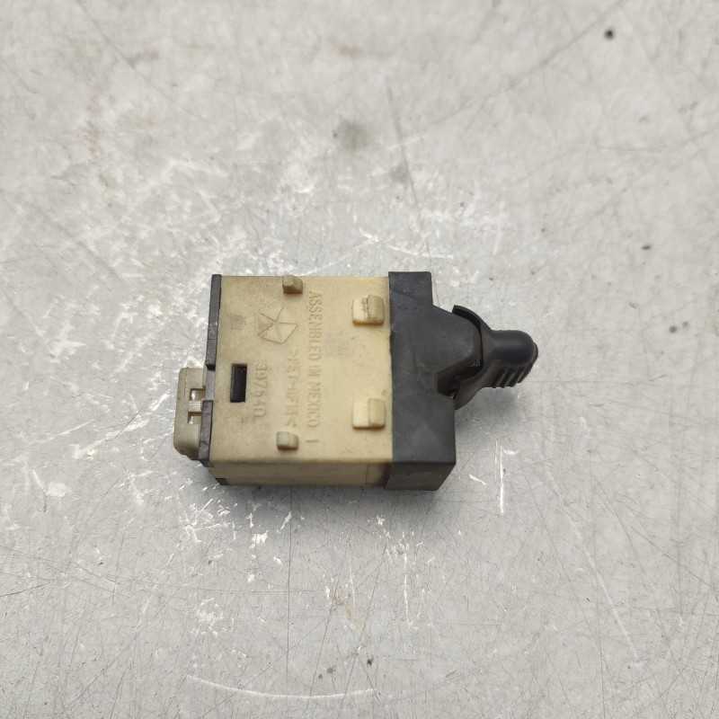 56010695AA Interruttore pulsante alzavetro ant dx Jeep Cherokee KJ 4X4 2002-07