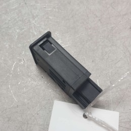 321025 Interruttore pulsante regolazione lumonisità Nissan Primera P11 1996-02