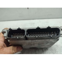 CENTRALINA MOTORE VOLKSWAGEN PASSAT 1.9 TDI 110 CV BOSCH 0281001720 038906018P USATA