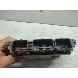 CENTRALINA MOTORE RENAULT SCENIC 1.9 DCI 2004-08 BOSCH 0281012589 8200527725 USATA