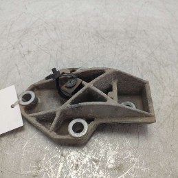 9152162180 supporto sostegno motore lato dx Peugeot 205 20ABD4 automatica  1.6b BDY 2000