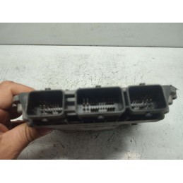 CENTRALINA MOTORE RENAULT MEGANE SCENIC 1.9 DCI 2004-08 BOSCH 0281012589 8200527725 USATA