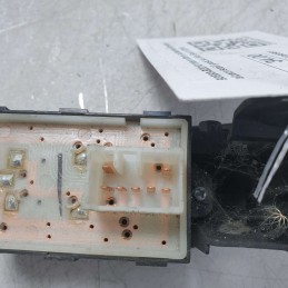 93580-B2010 Interruttore pulsante alzavetro alzacristalli post sx Kia Soul II 2016