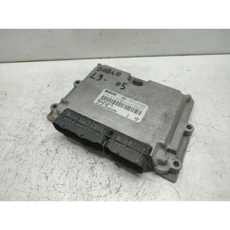 CENTRALINA MOTORE FIAT DOBLO' 1.9 JTD 2005 BOSCH 0281011557 55191815 USATA