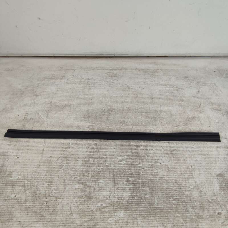 Modanatura finitura esterna portiera Opel Astra F 2P 1991 anteriore sinistra nera