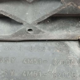 4M518138AE mascherina calandra anteriore Ford Focus SW 2004-08