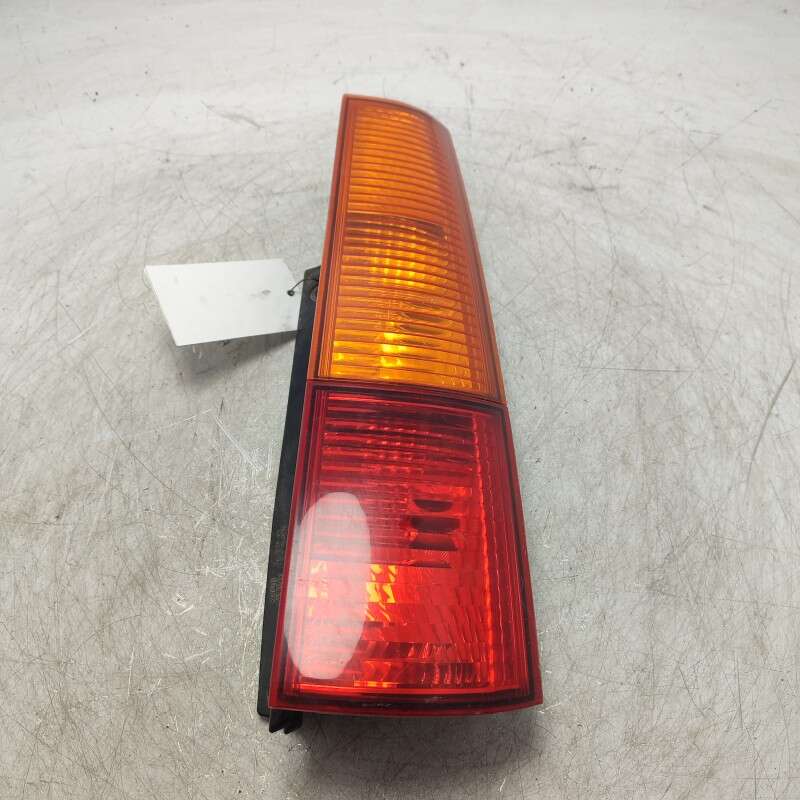Faro fanale gruppo ottico stop Subaru Justy G3X 1.3 68KW B 2004 posteriore DX