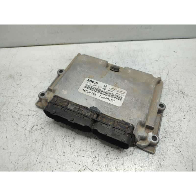 CENTRALINA MOTORE FIAT PUNTO 2° SERIE 188 1.9 JTD BOSCH 0281001955 46534156 USATA