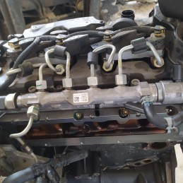 Motore con pompa e iniettori Audi A4 B9 S-line DEU 2.0 110 KW 150 CV !38000km! impianto Bosch