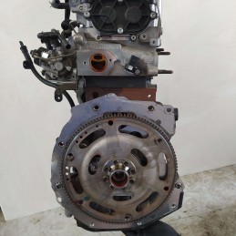 Motore con pompa e iniettori Audi A4 B9 S-line DEU 2.0 110 KW 150 CV !38000km! impianto Bosch