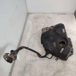 8W0201021CG serbatoio carburante gasolio Audi A4 B9 Avant S-line  2.0 110 KW 2016 DEU