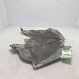 8W0825217 Carter riparo sottoscocca  Audi A4 B9 Avant S-line  2.0 110 KW 2016 DEU