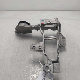 8W1723117 supporto in alluminio pedale freno Audi A4 B9 Avant S-line  2.0 110 KW 2016 cambio automatico